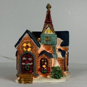 Vintage Ceramic Light-Up Christmas Village Church Chapel Wreath Snow Small 5"